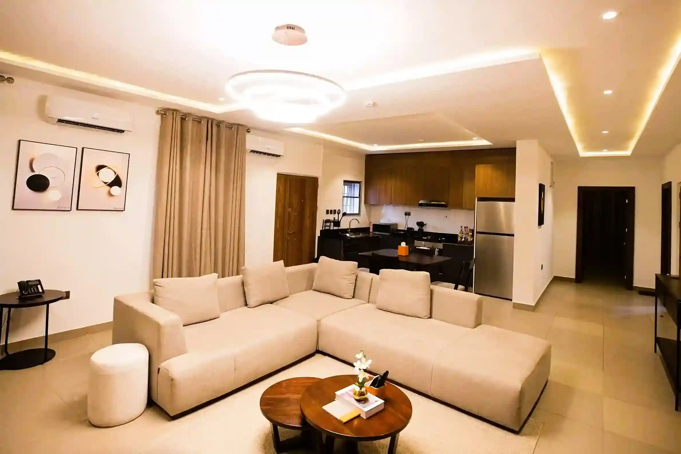 Super room with lounge