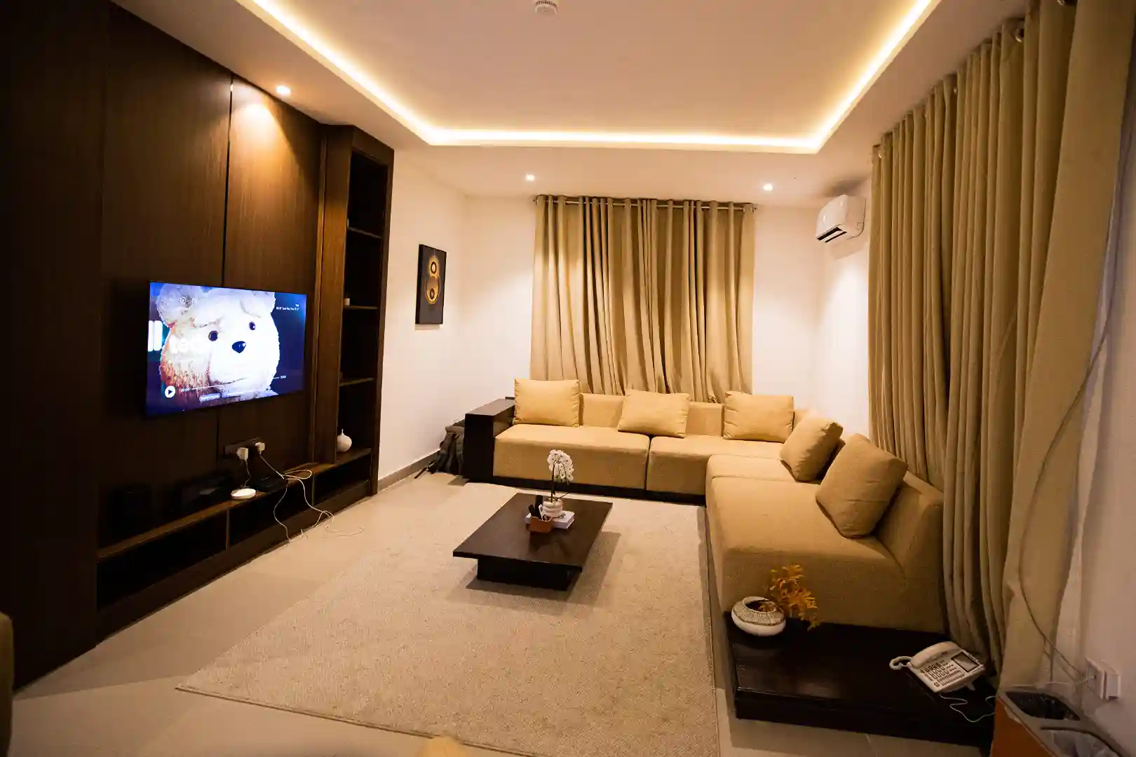 Presidential hotel suite
